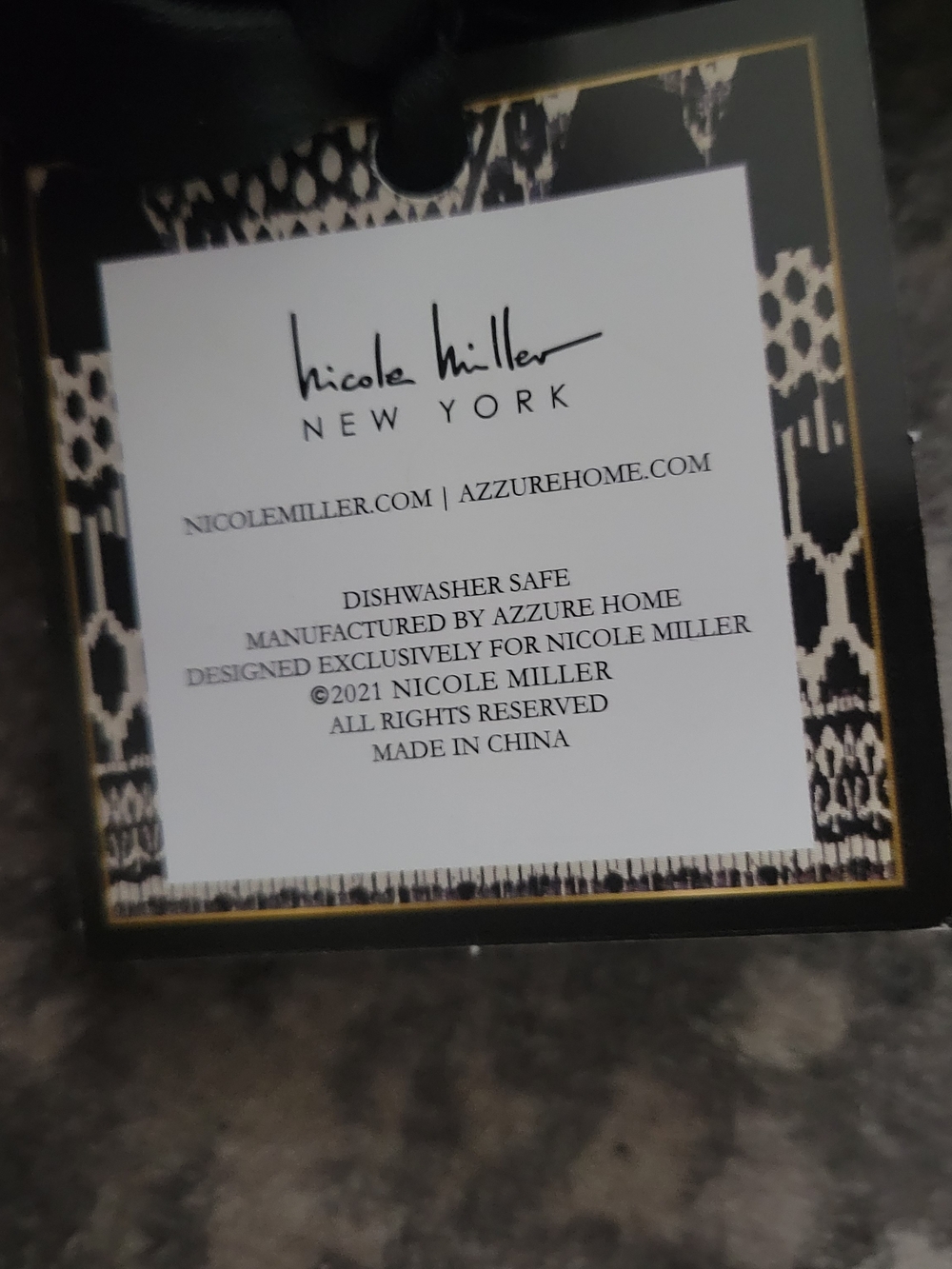 Nicole Miller Black Ceramic 'limitless' Matte Mug - Picture 4 of 4